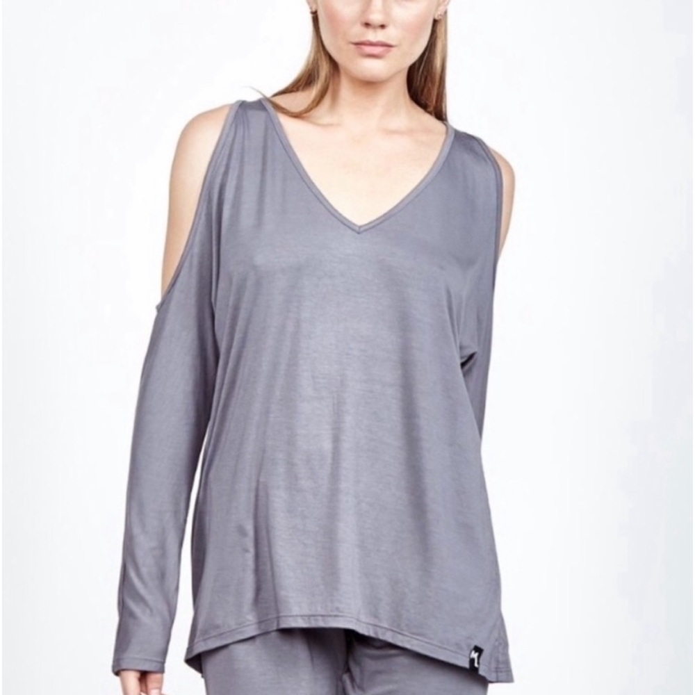 Michael Lauren Malic Long Sleeve V Neck Open Shoulder Top Size XS